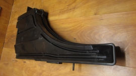 Maserati - WINDSHILD RESERVER BOTTLE - 670034637